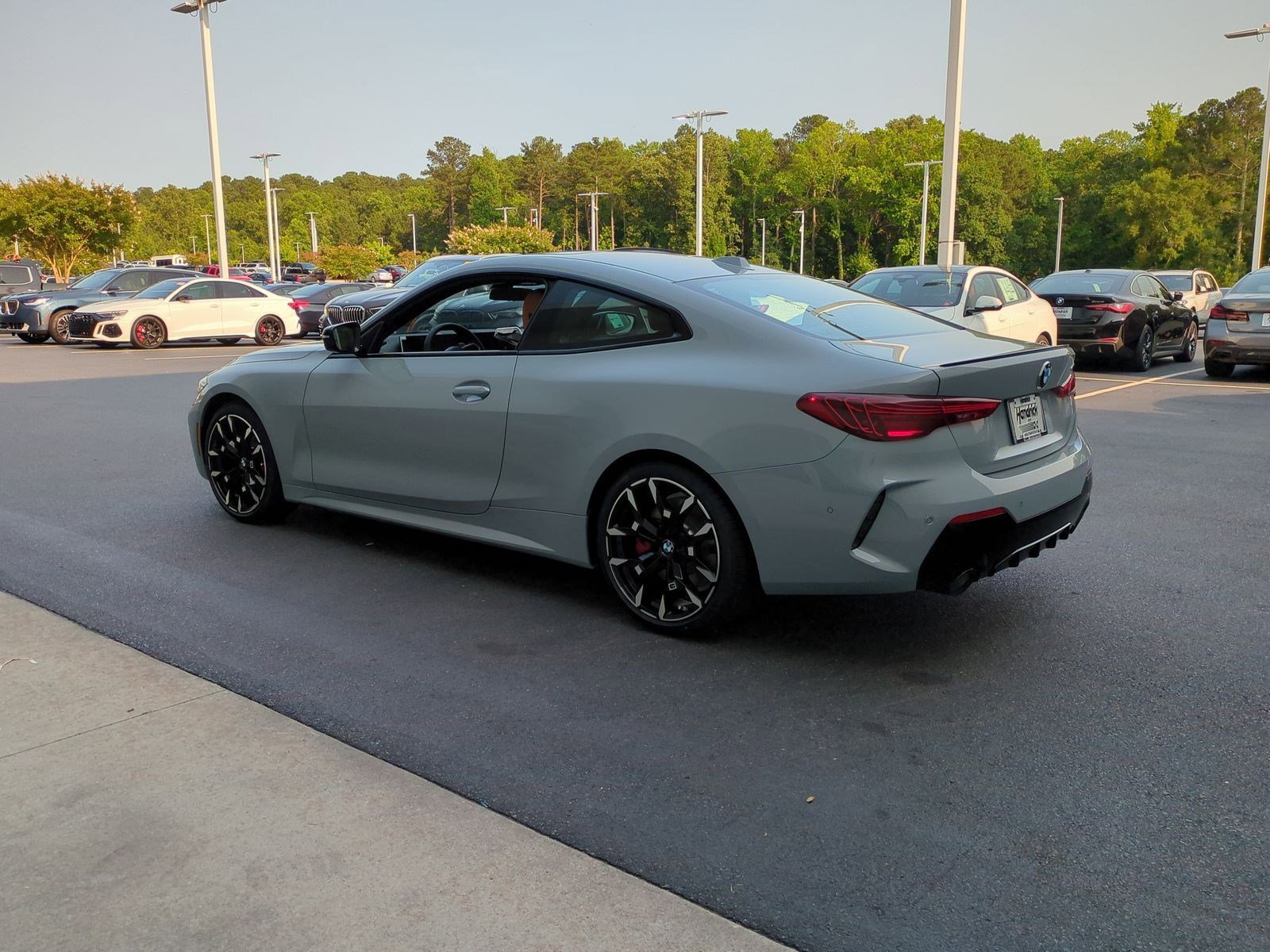 Certified 2026 BMW 430i Coupe w/ M Sport Package image 8