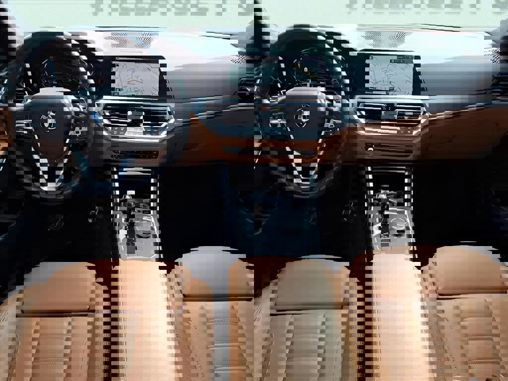 Used 2021 BMW 330i xDrive Sedan w/ Premium Package image 11