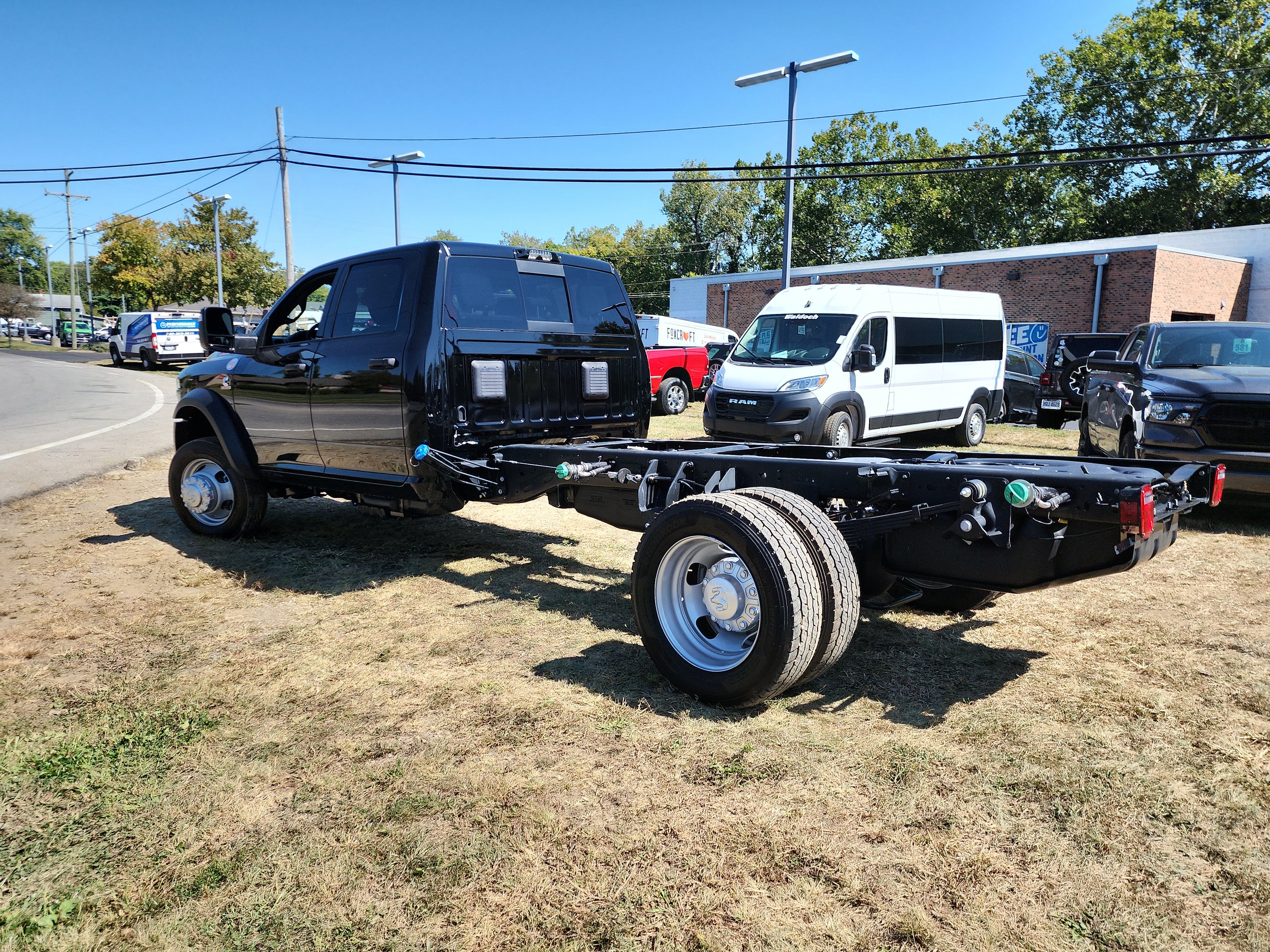 New 2026 RAM 5500 Tradesman AWD/4WD image 17