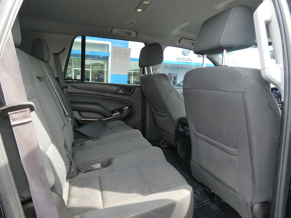 Used 2017 GMC Yukon SLE w/ SLE Value Package AWD/4WD image 15