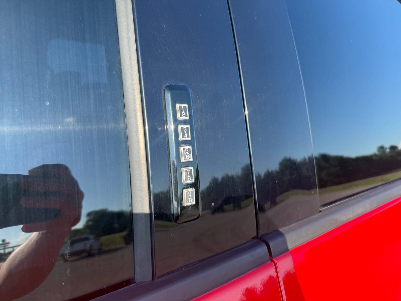 Used 2019 Ford F250 Lariat w/ Lariat Ultimate Package AWD/4WD image 19