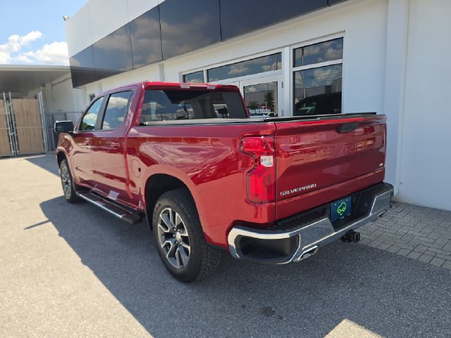 Certified 2023 Chevrolet Silverado 1500 LT AWD/4WD image 5