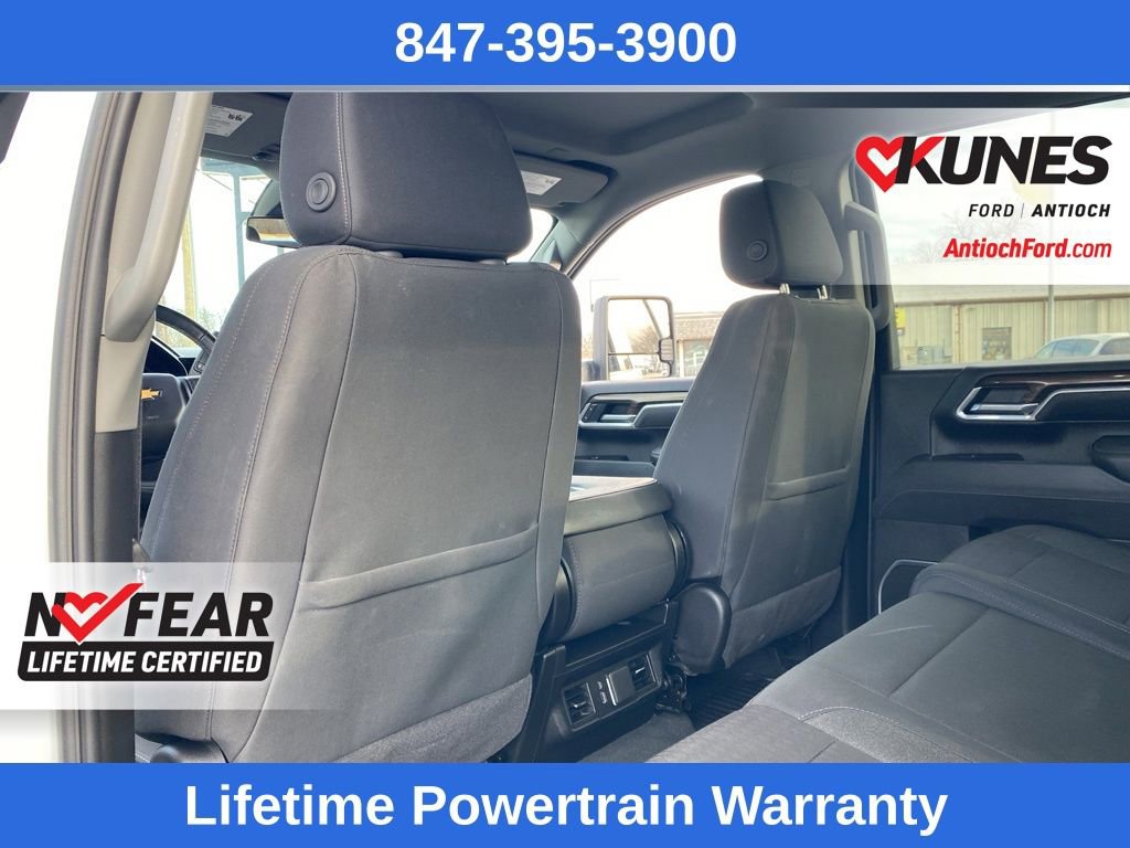 Used 2025 Chevrolet Silverado 2500 LT w/ Convenience Package AWD/4WD image 16
