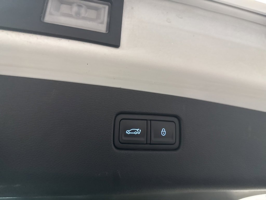 Used 2023 Genesis GV70 3.5T Sport w/ Sport Prestige Package image 33