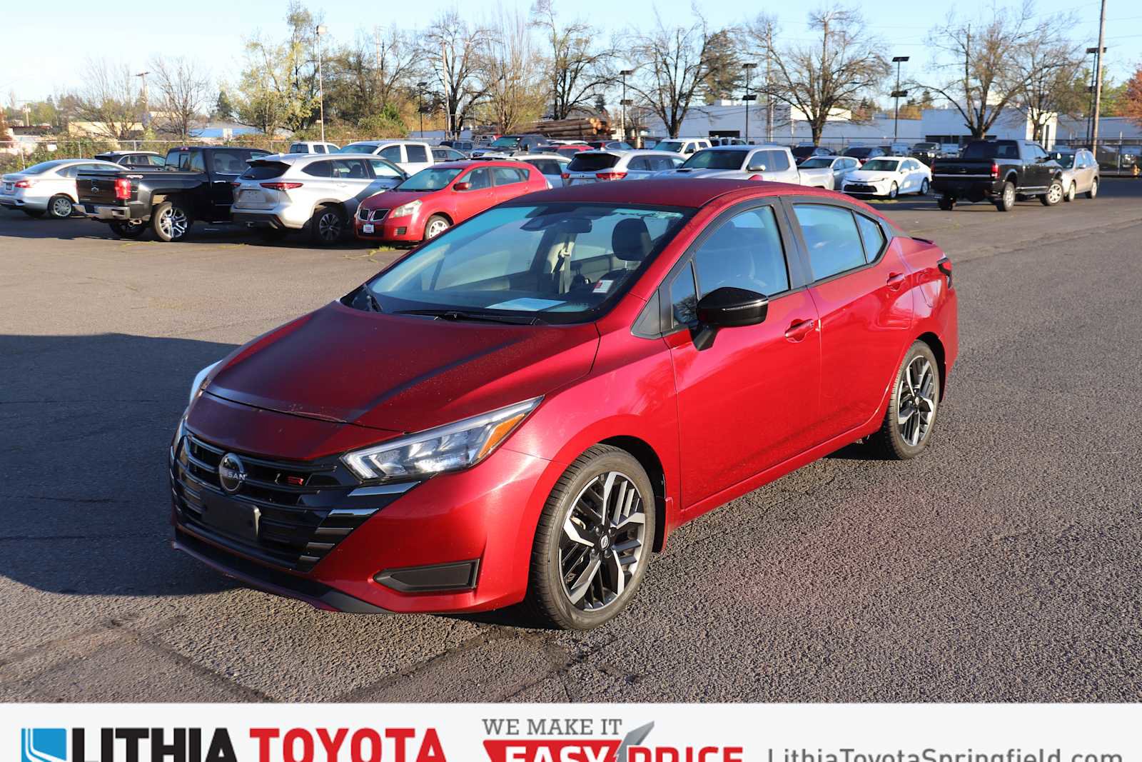 Used 2023 Nissan Versa SR w/ Trunk Package image 1