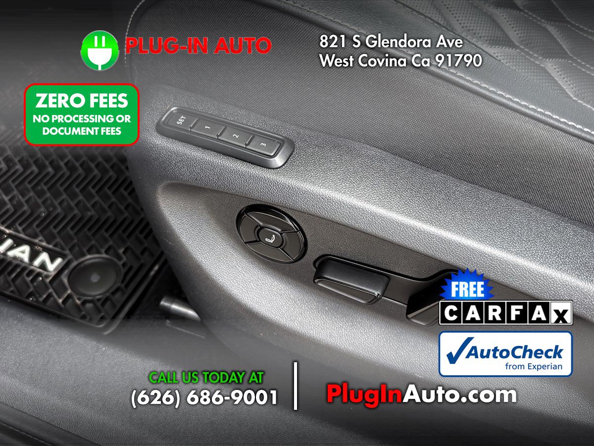Used 2026 Volkswagen Tiguan SEL R-Line AWD/4WD image 7
