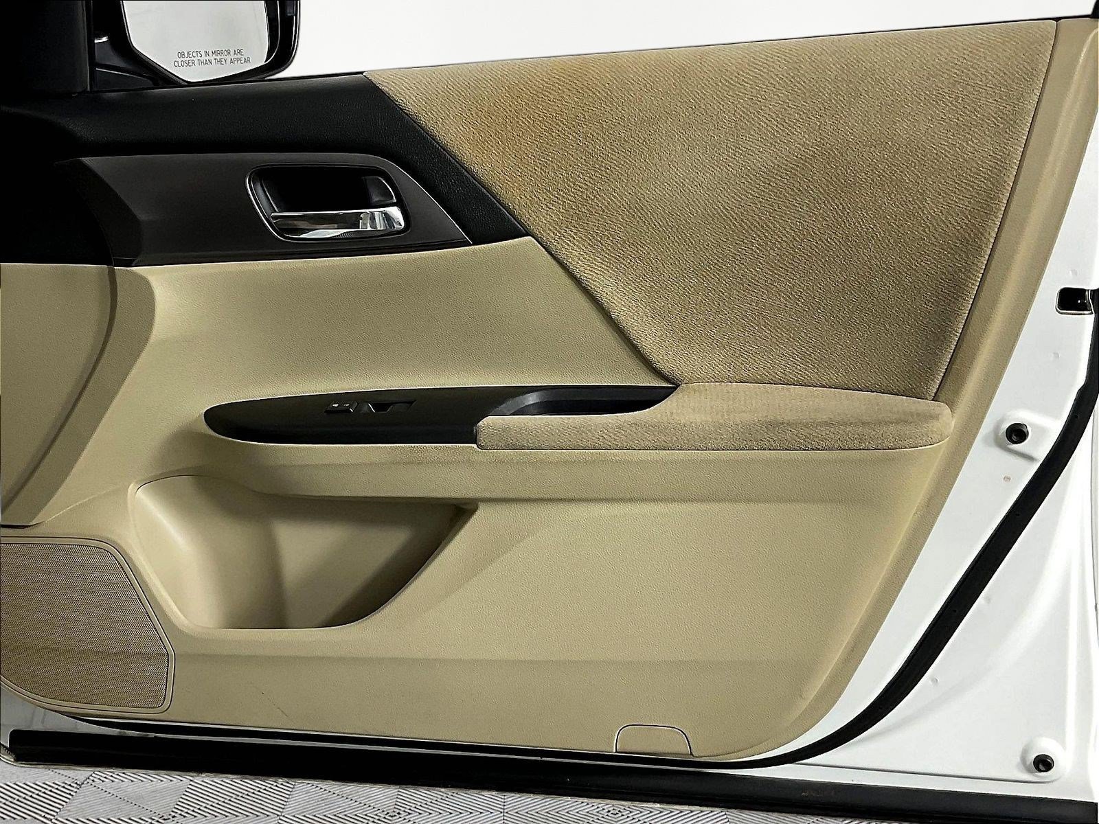 Used 2013 Honda Accord LX image 26