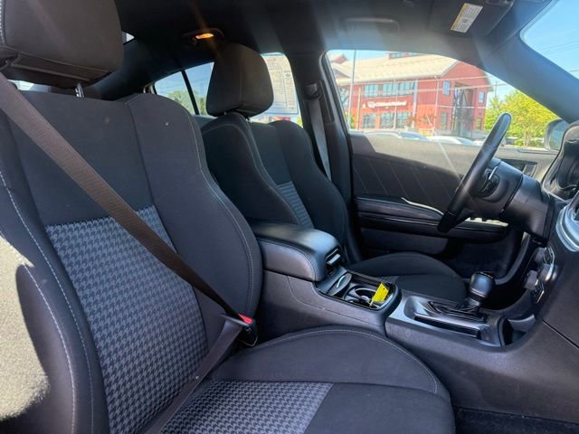 Used 2021 Dodge Charger R/T w/ Blacktop Package RWD image 27