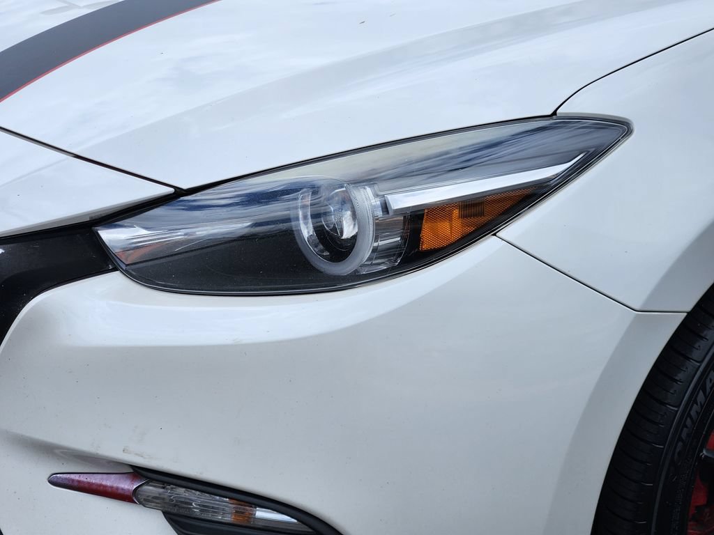 Used 2017 MAZDA MAZDA3 Grand Touring w/ Premium Equipment Package FWD image 28