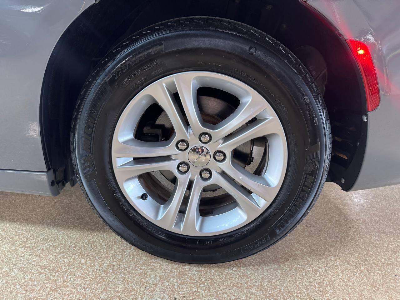 Used 2018 Dodge Charger SXT RWD image 39
