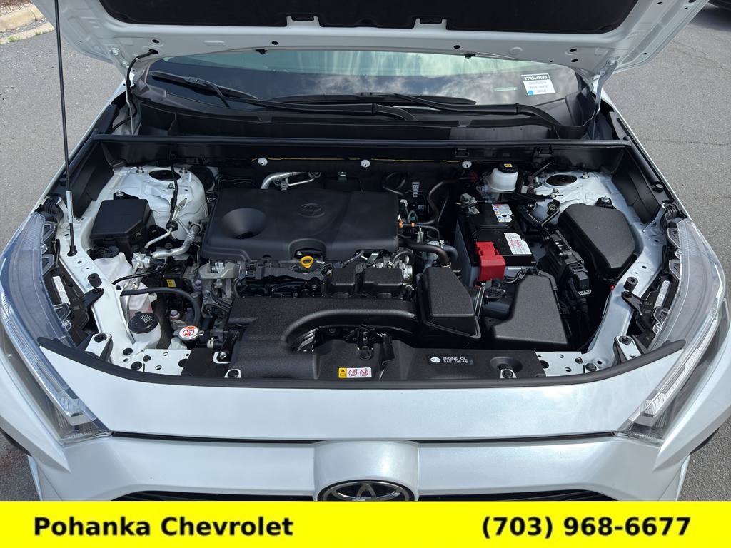 Used 2023 Toyota RAV4 XLE Premium AWD/4WD image 32