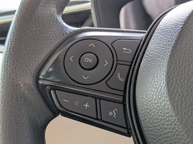 Used 2022 Toyota Corolla LE image 12