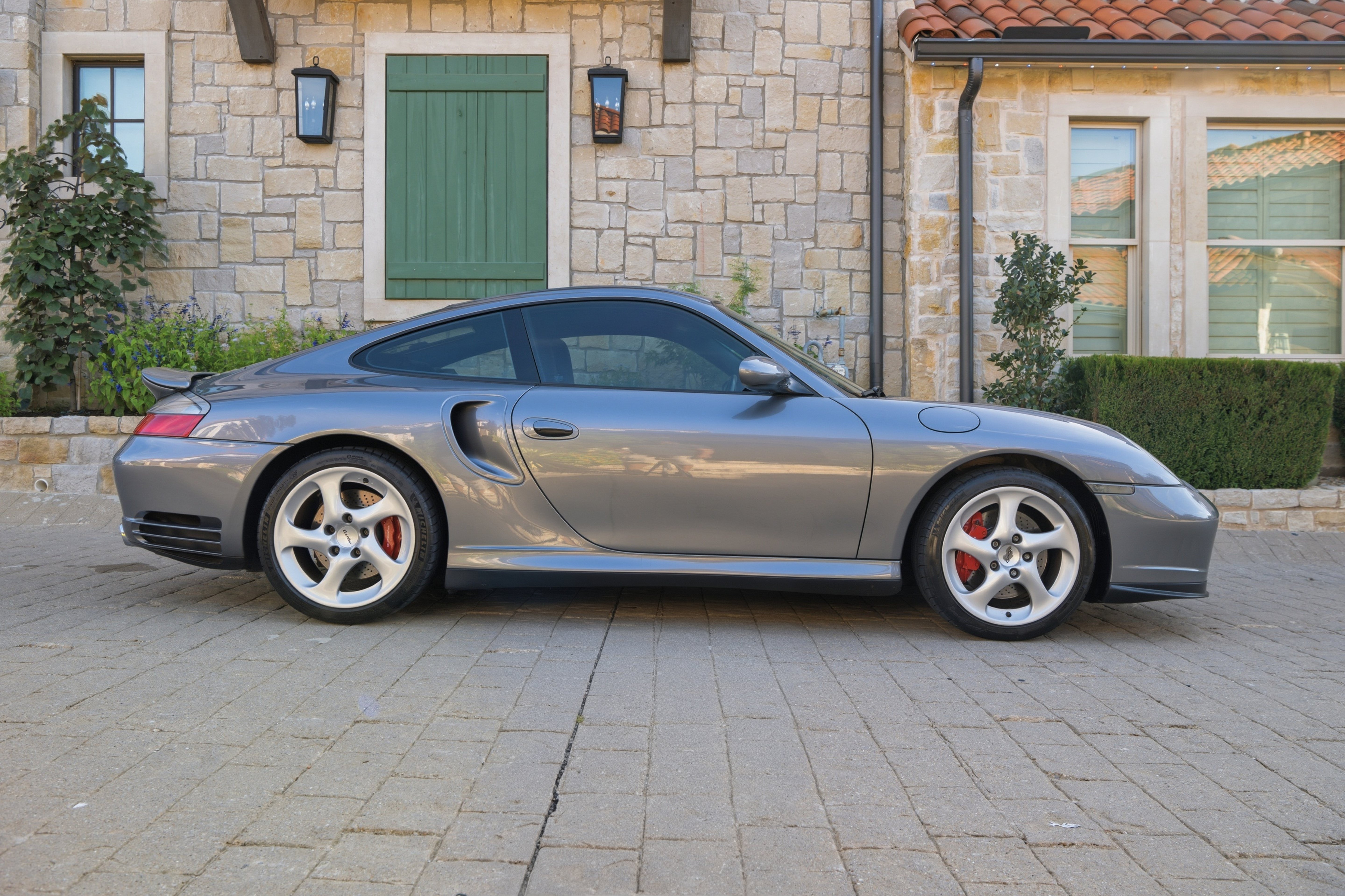 Used 2001 Porsche 911 Turbo AWD/4WD image 3