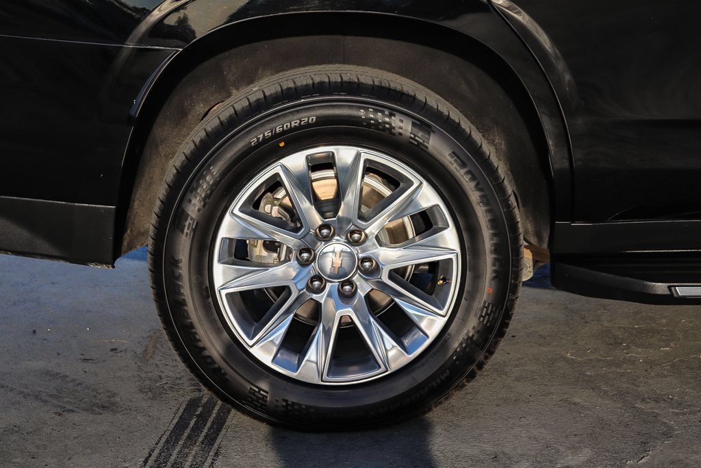 Used 2024 Chevrolet Tahoe Premier AWD/4WD image 12