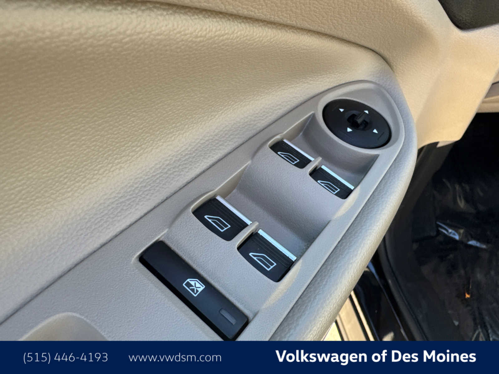 Used 2019 Ford Escape SE image 23