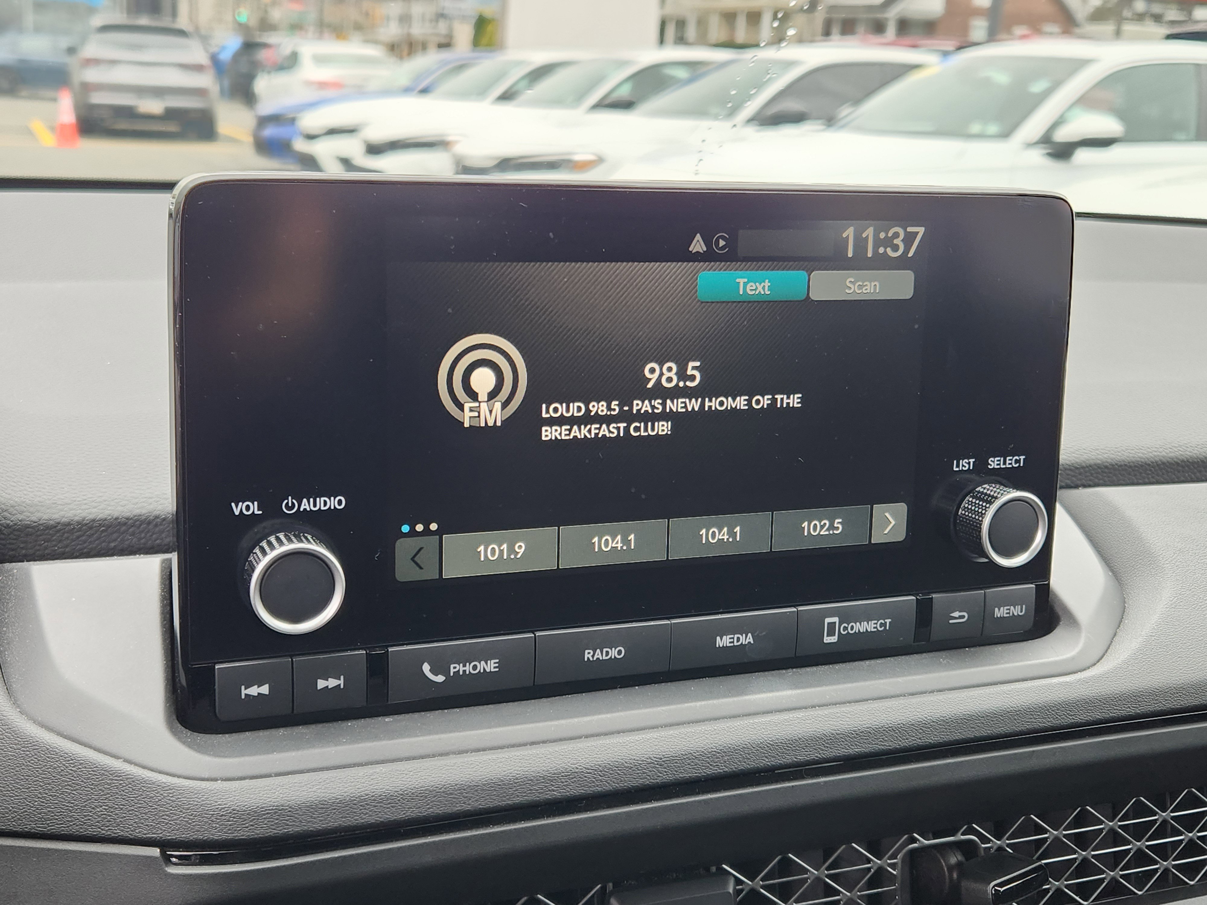 Certified 2023 Honda Accord LX image 42