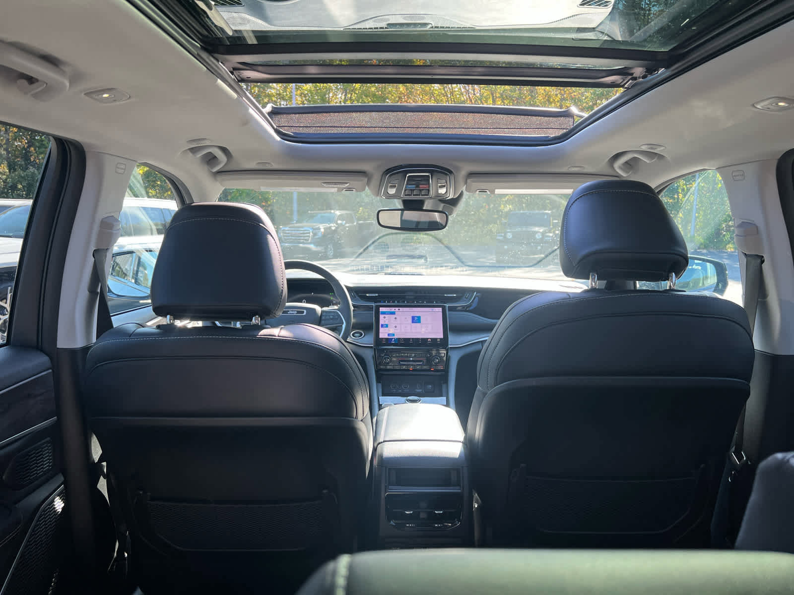 Used 2024 Jeep Grand Cherokee Limited 4xe image 39