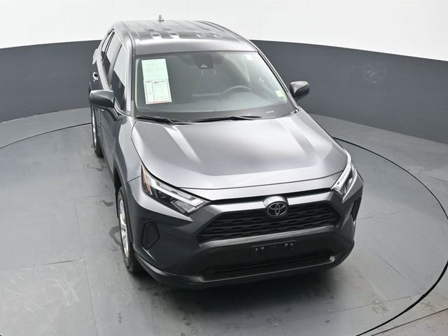 Used 2023 Toyota RAV4 LE AWD/4WD image 40