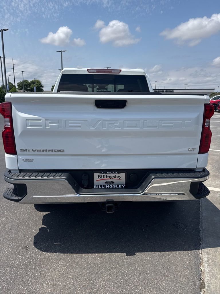 Used 2024 Chevrolet Silverado 1500 LT w/ Convenience Package II AWD/4WD image 4