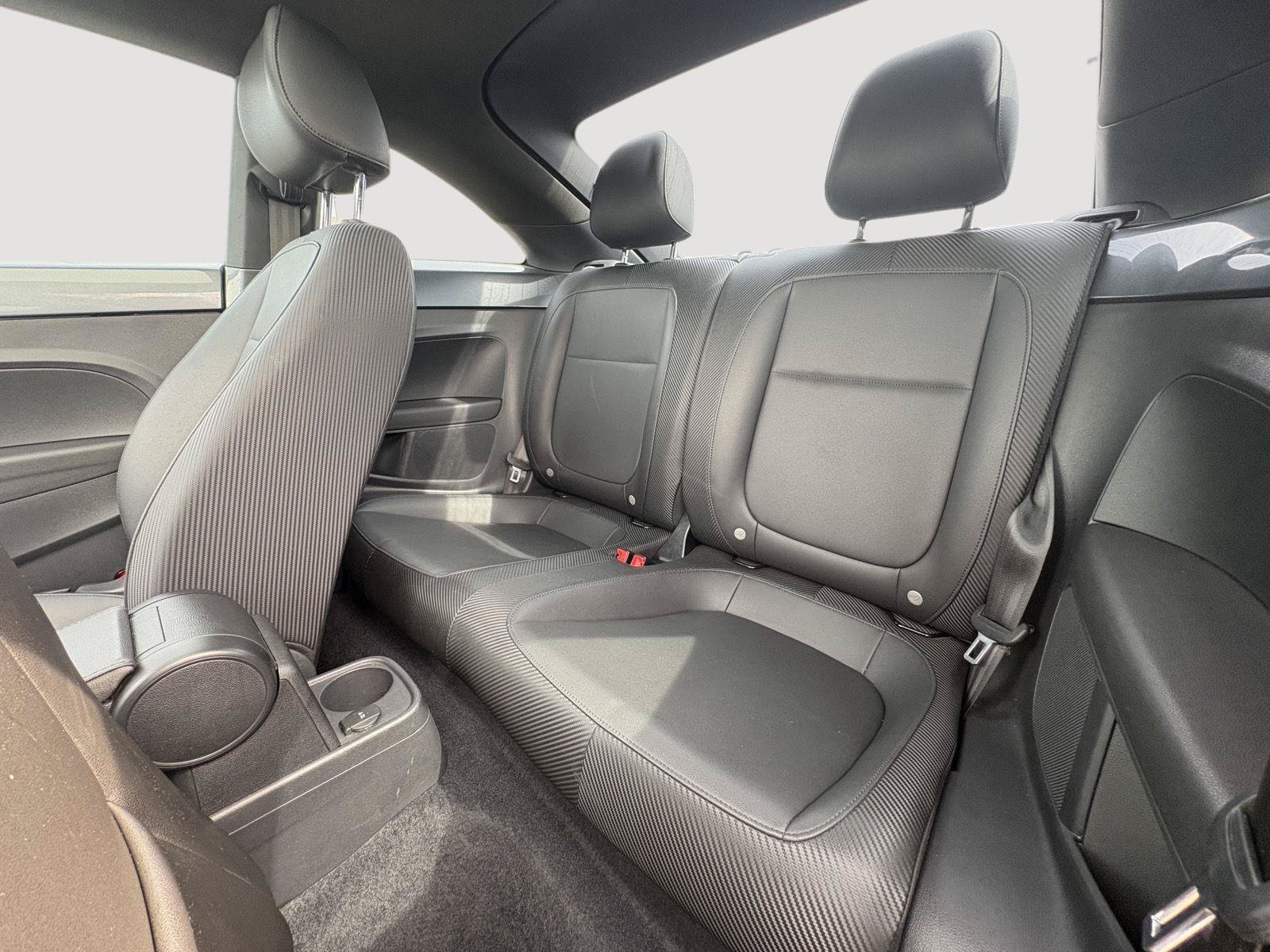 Used 2019 Volkswagen Beetle 2.0T SE w/ SE Premium Package FWD image 23