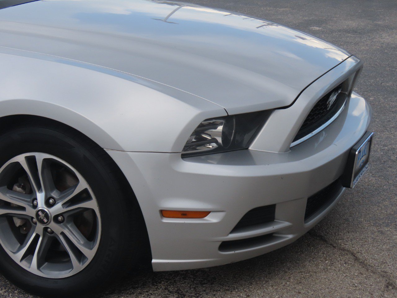 Used 2014 Ford Mustang Premium w/ Comfort Package RWD image 6