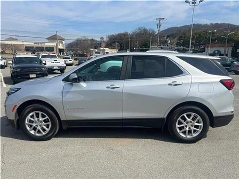 Used 2022 Chevrolet Equinox LT image 38
