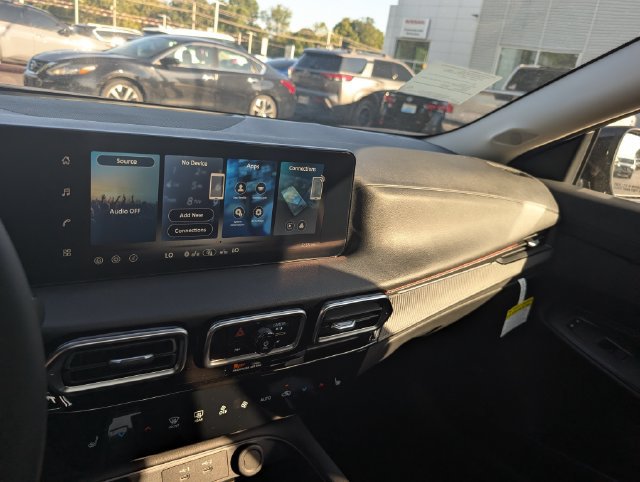 New 2027 Nissan Sentra SR w/ SR Premium Package FWD image 21