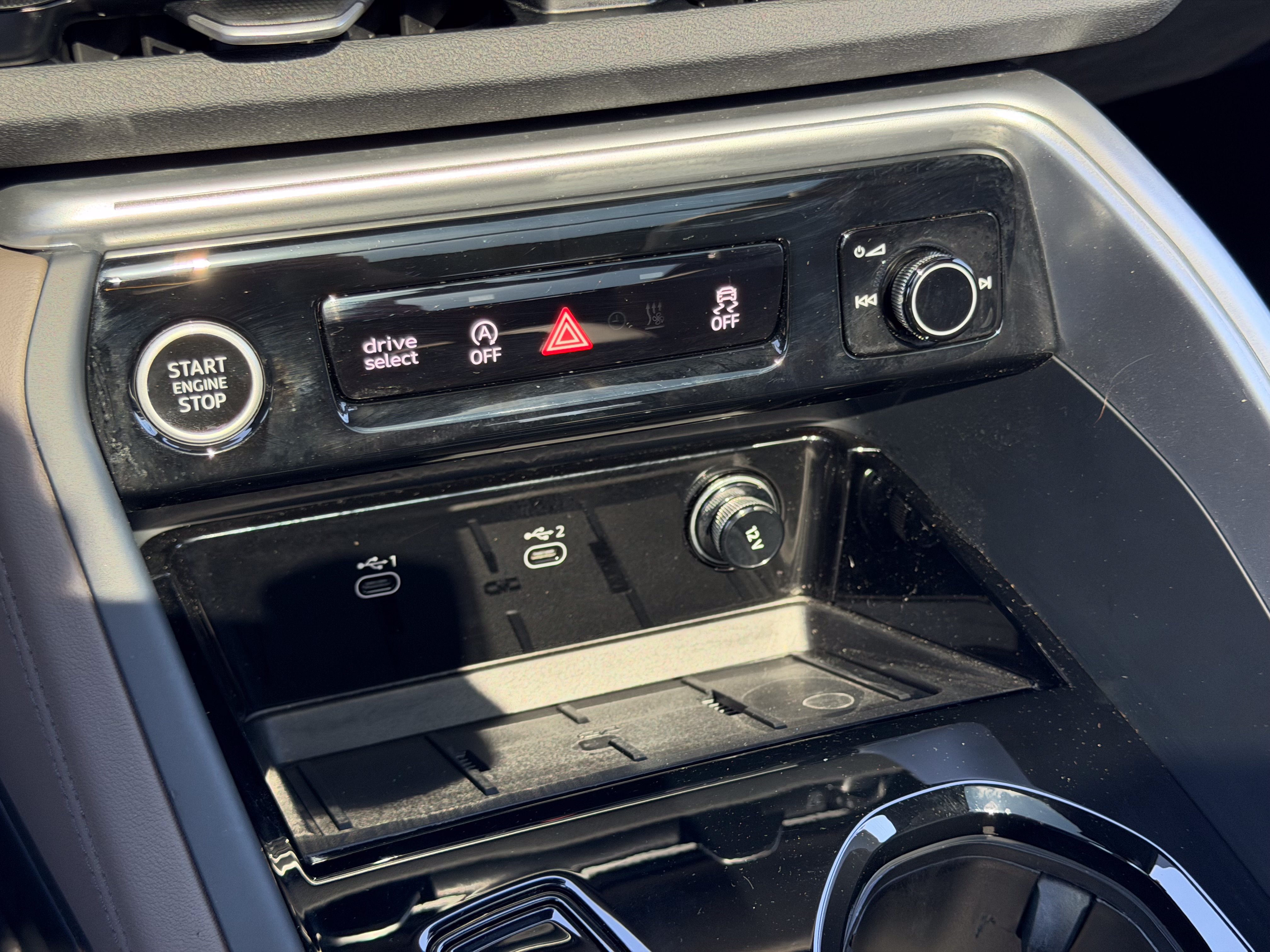Used 2025 Audi Q5 Premium w/ Convenience Package AWD/4WD image 26