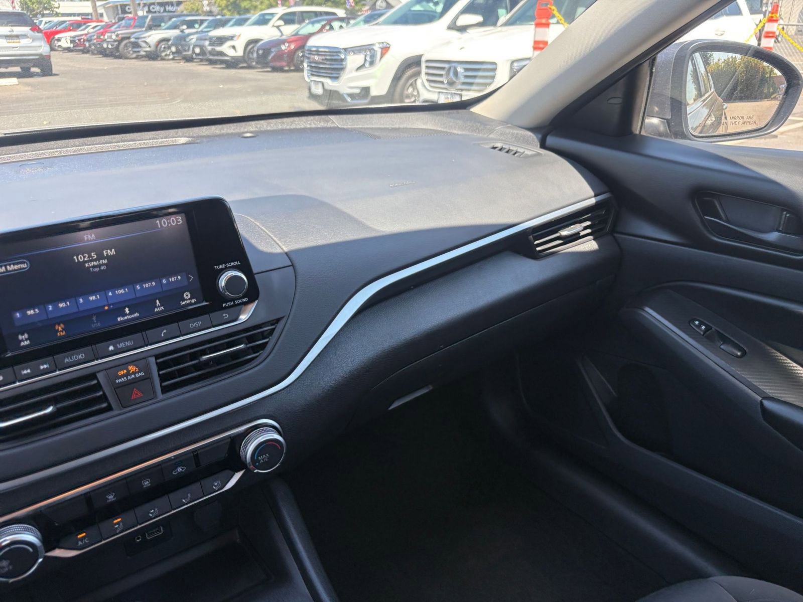 Used 2023 Nissan Altima 2.5 S FWD image 34