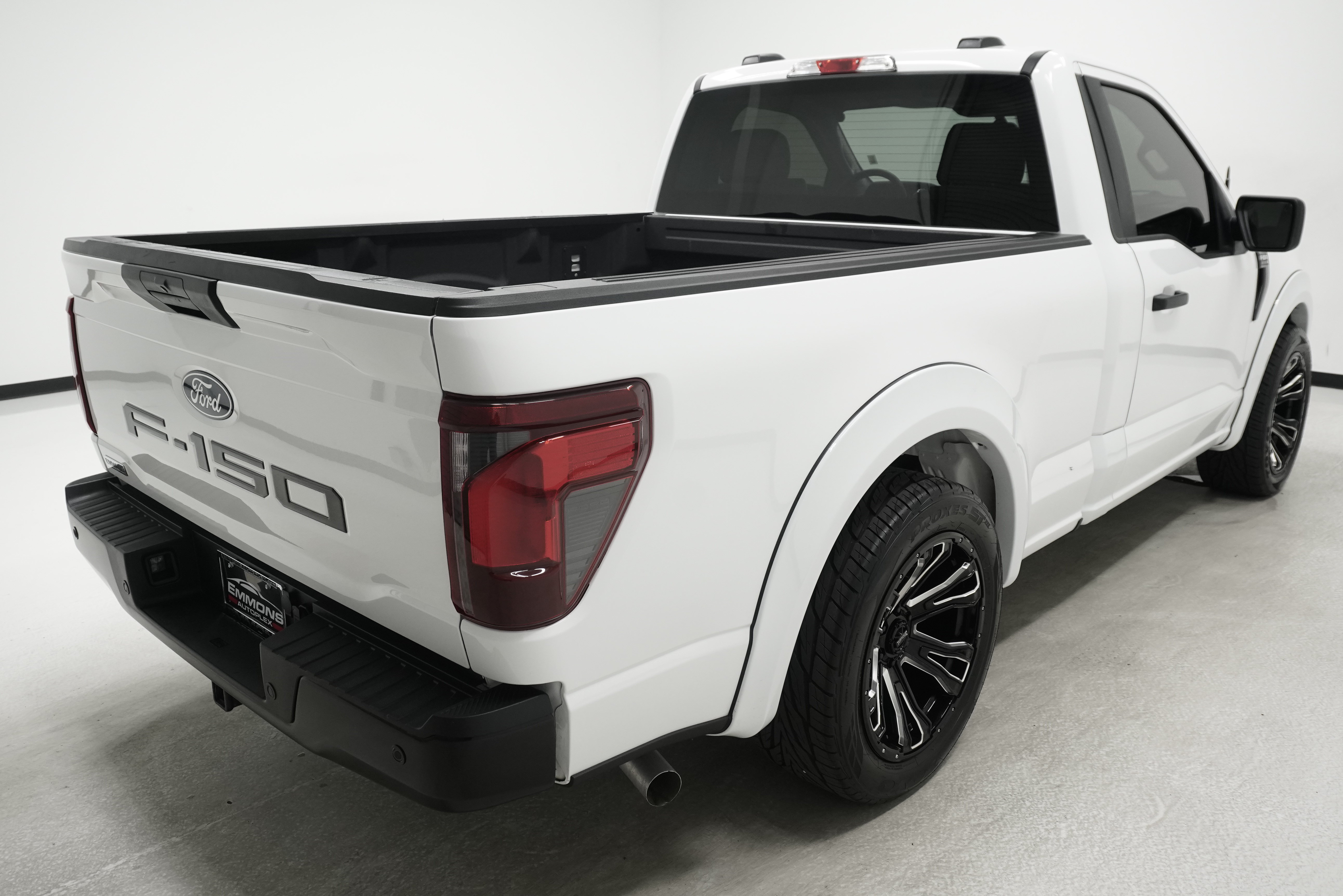 Used 2024 Ford F150 XL AWD/4WD image 4