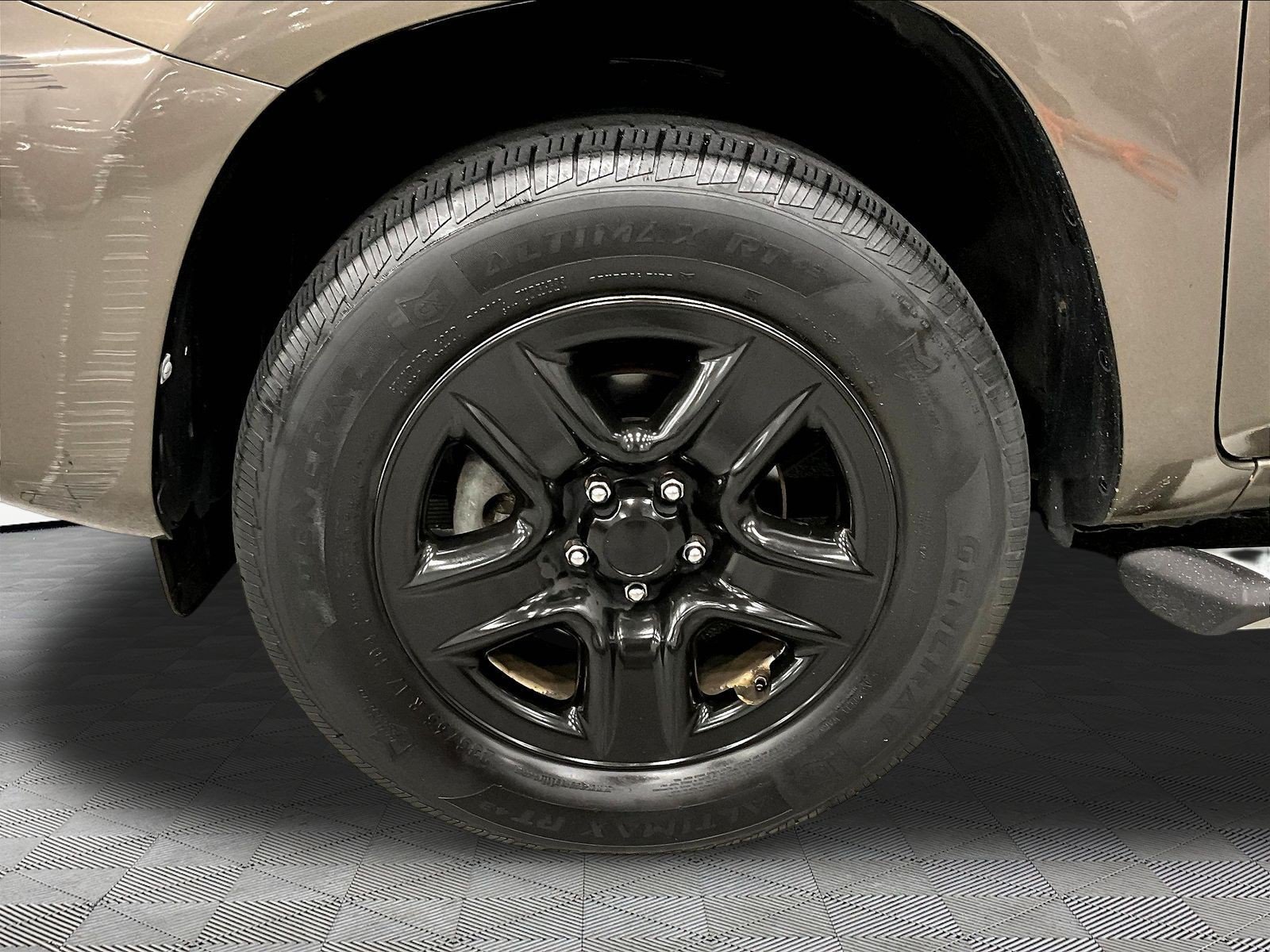 Used 2012 Toyota RAV4 FWD w/ Value Pkg image 33
