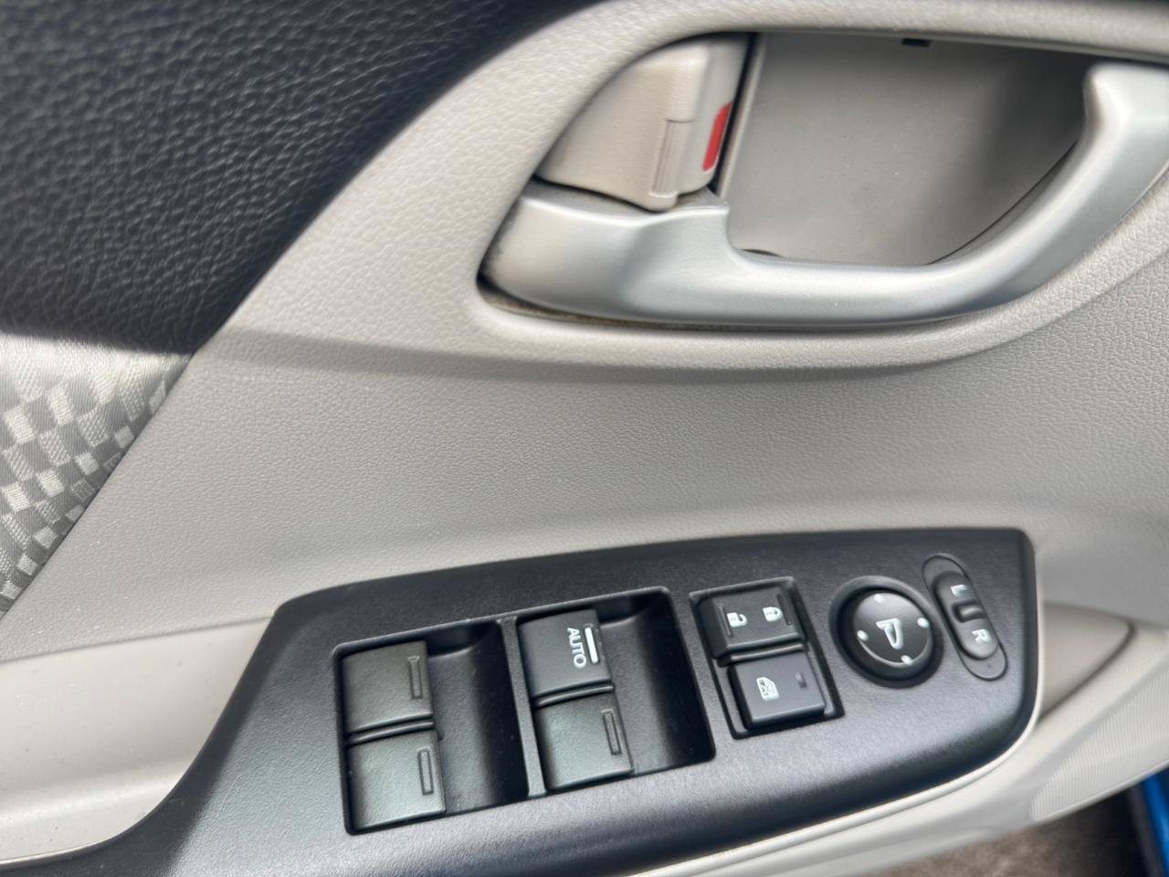 Used 2015 Honda Civic LX image 18