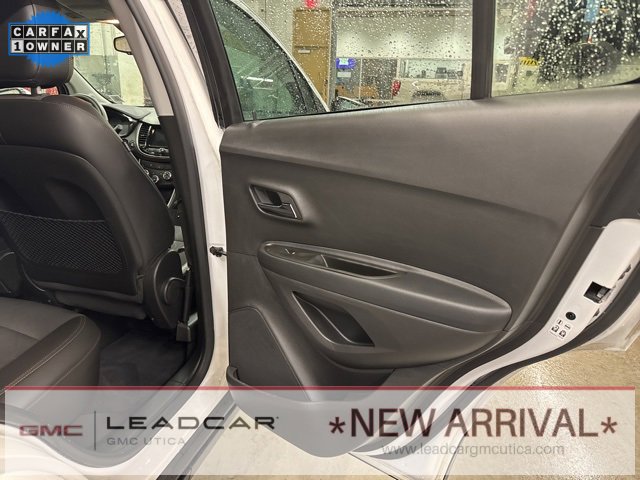 Used 2022 Chevrolet Trax LT w/ Sport Edition image 13
