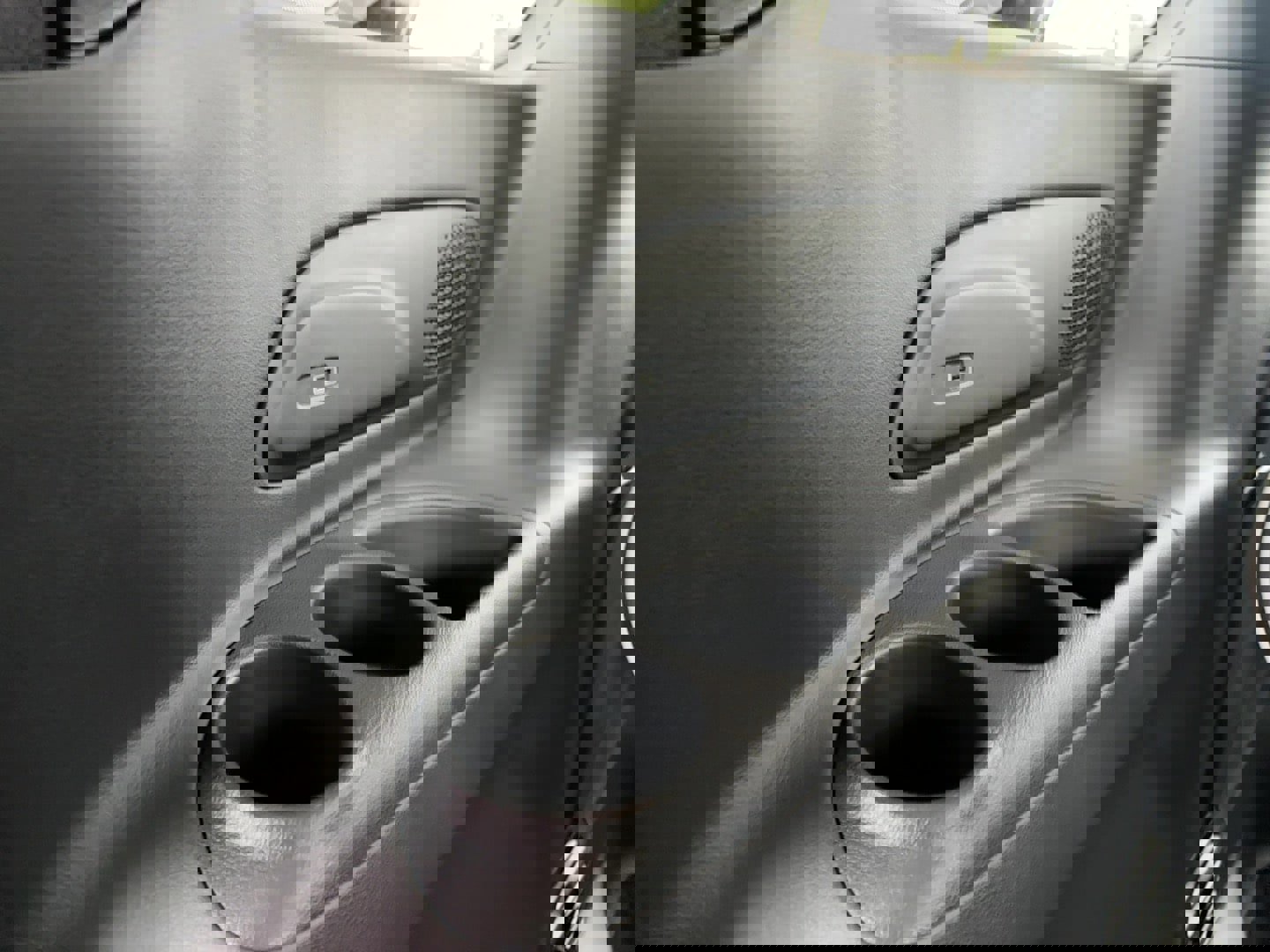 New 2026 Chrysler Pacifica Limited w/ S Appearance Package image 11