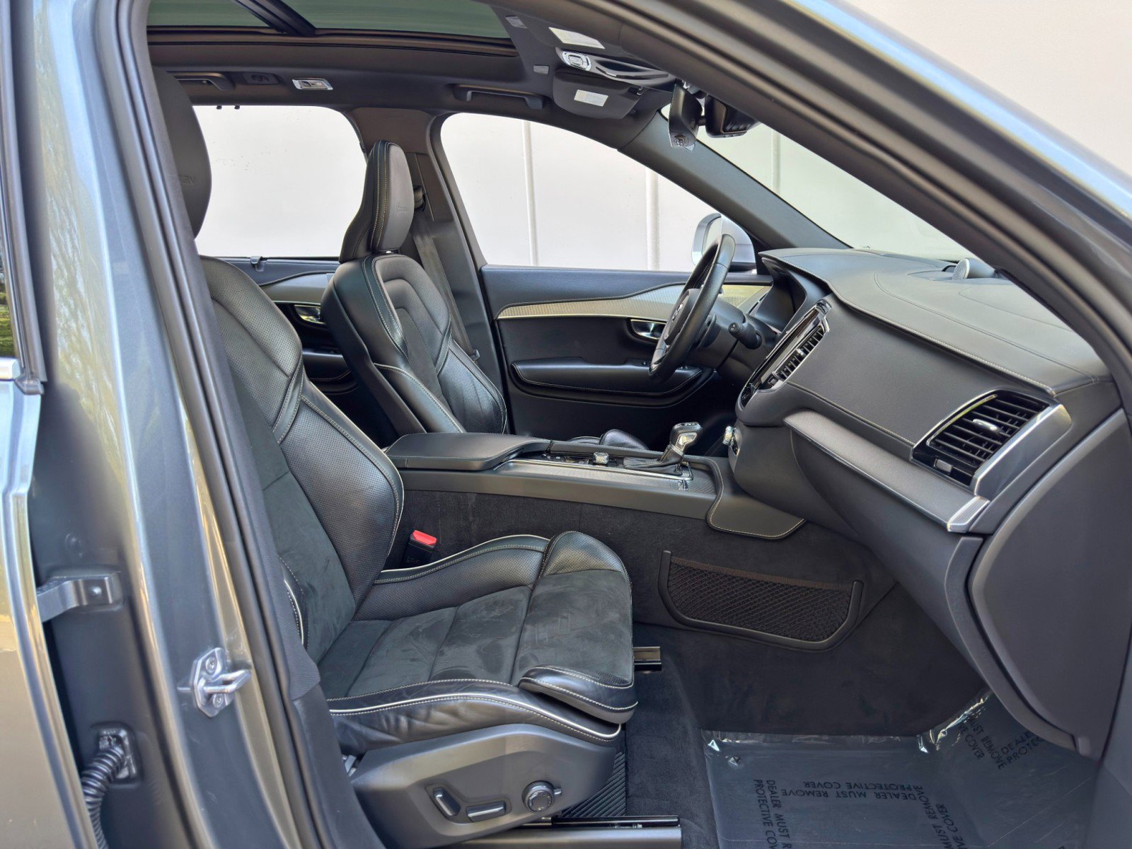 Used 2019 Volvo XC90 T6 R-Design w/ Protection Package Premier image 15