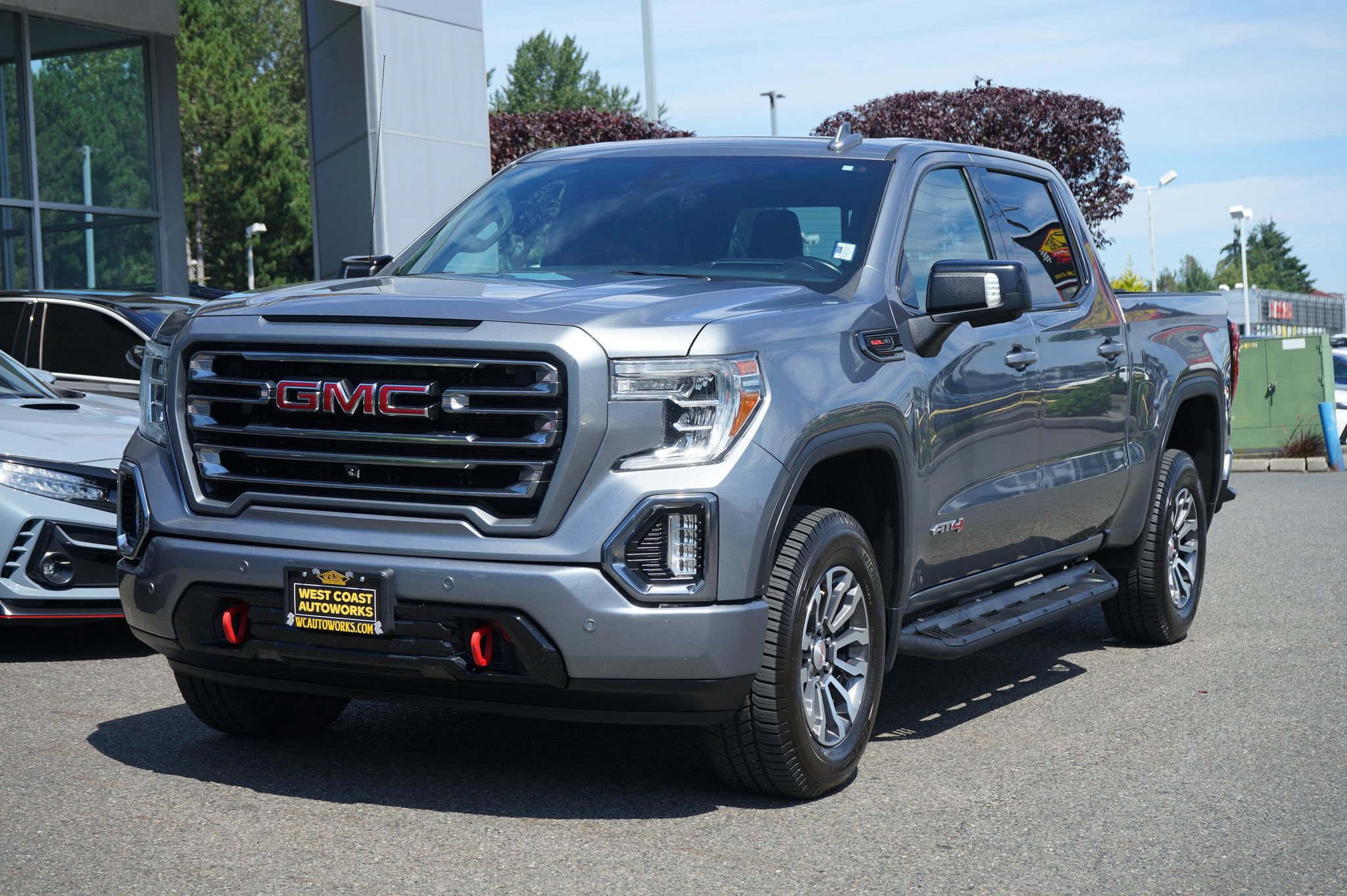 Used 2020 GMC Sierra 1500 AT4 w/ AT4 Premium Package AWD/4WD image 1