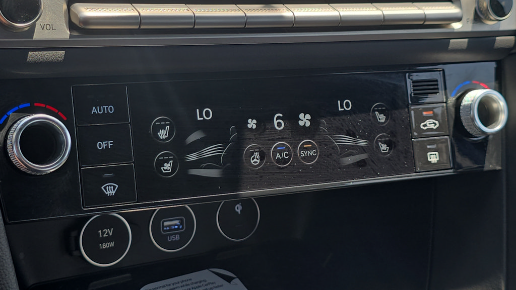 New 2026 Genesis G70 3.3T Sport Prestige AWD/4WD image 24