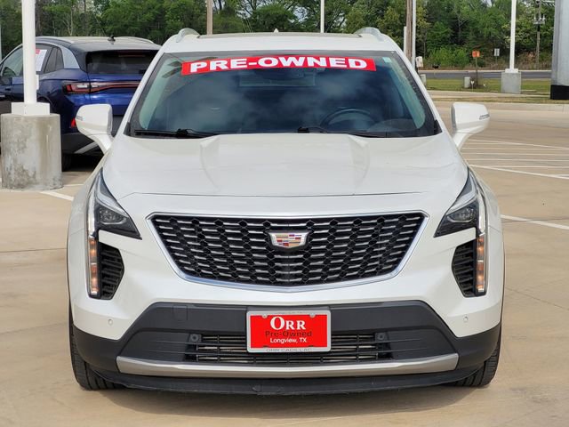 Used 2021 Cadillac XT4 Premium Luxury w/ Cold Weather Package image 2