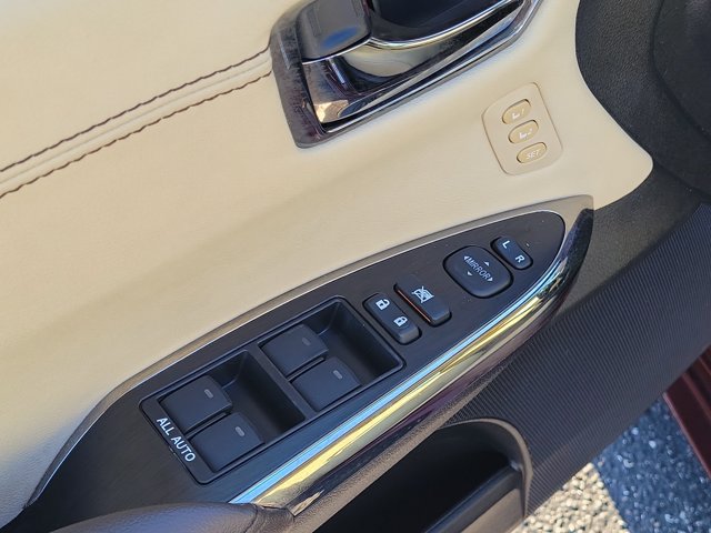 Used 2014 Toyota Avalon Limited FWD image 17