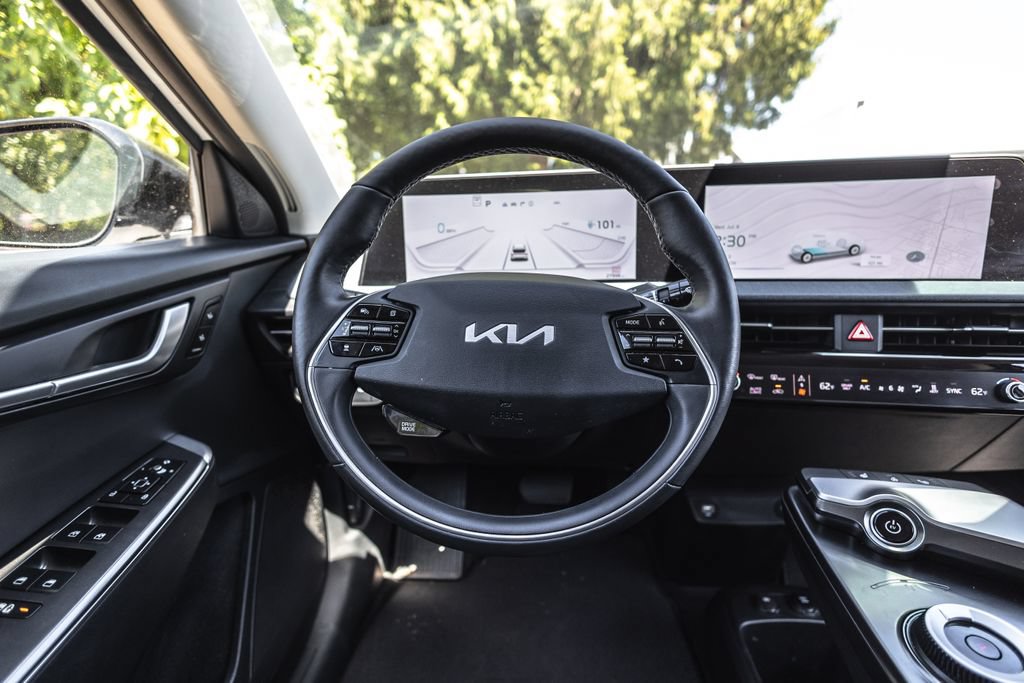 Used 2024 Kia EV6 Light AWD/4WD image 24