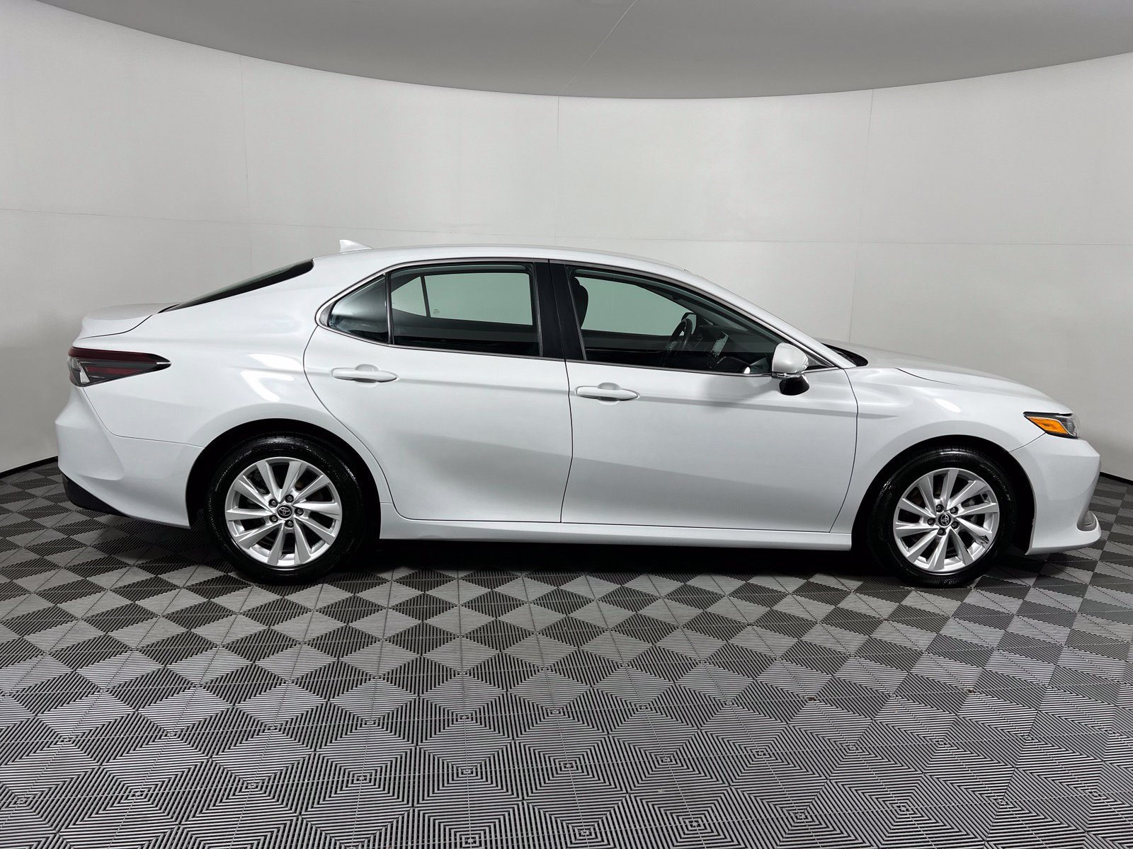 Certified 2024 Toyota Camry LE w/ Convenience Package FWD image 4