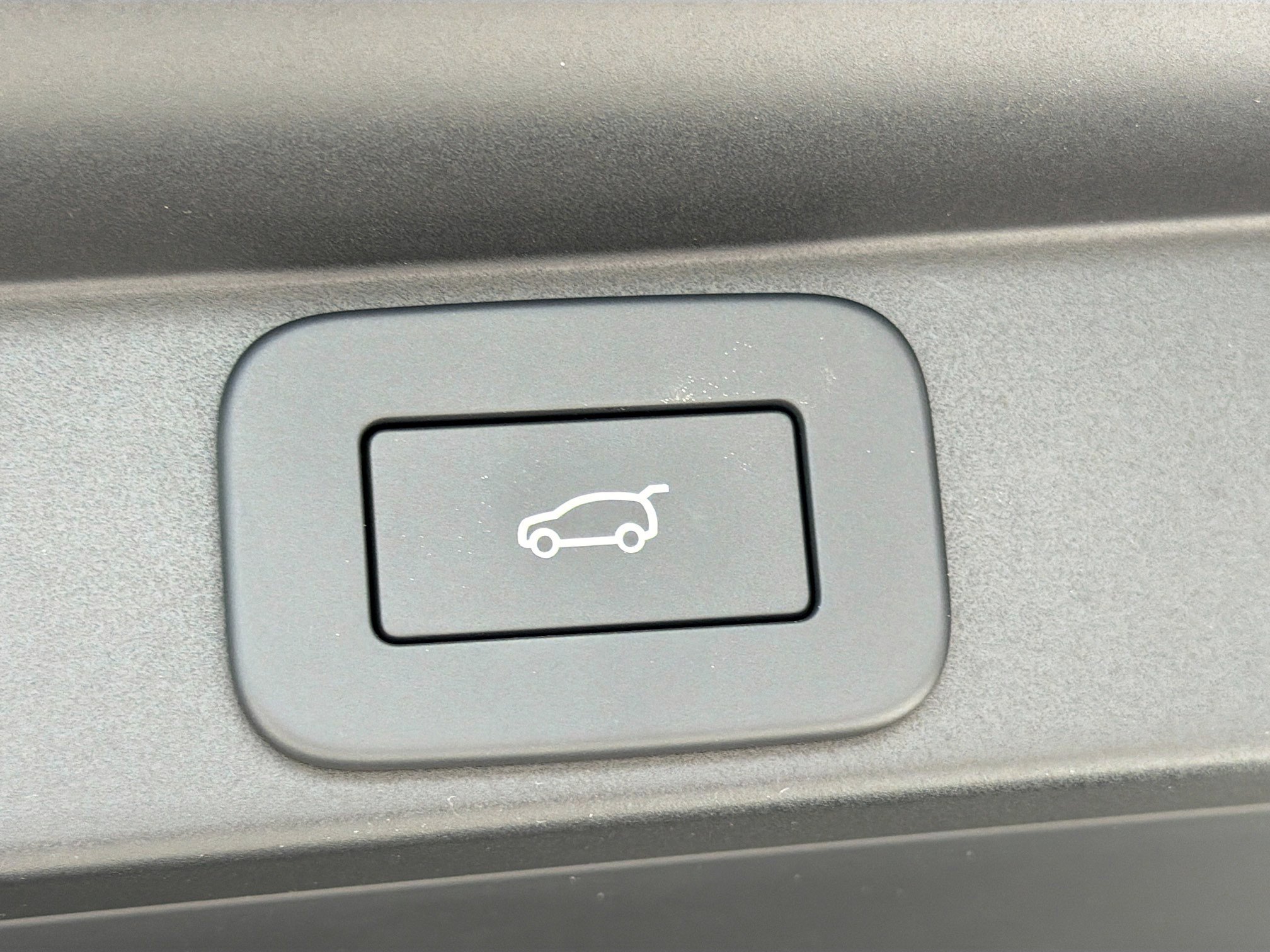 New 2026 Land Rover Range Rover SE image 14