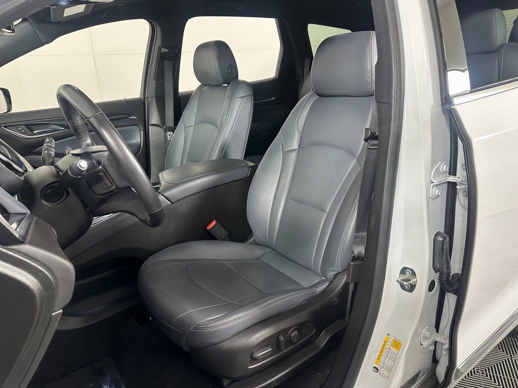 Used 2023 Buick Enclave Essence w/ Experience Buick Package AWD/4WD image 17