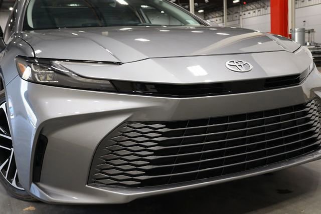 Used 2025 Toyota Camry XLE image 49