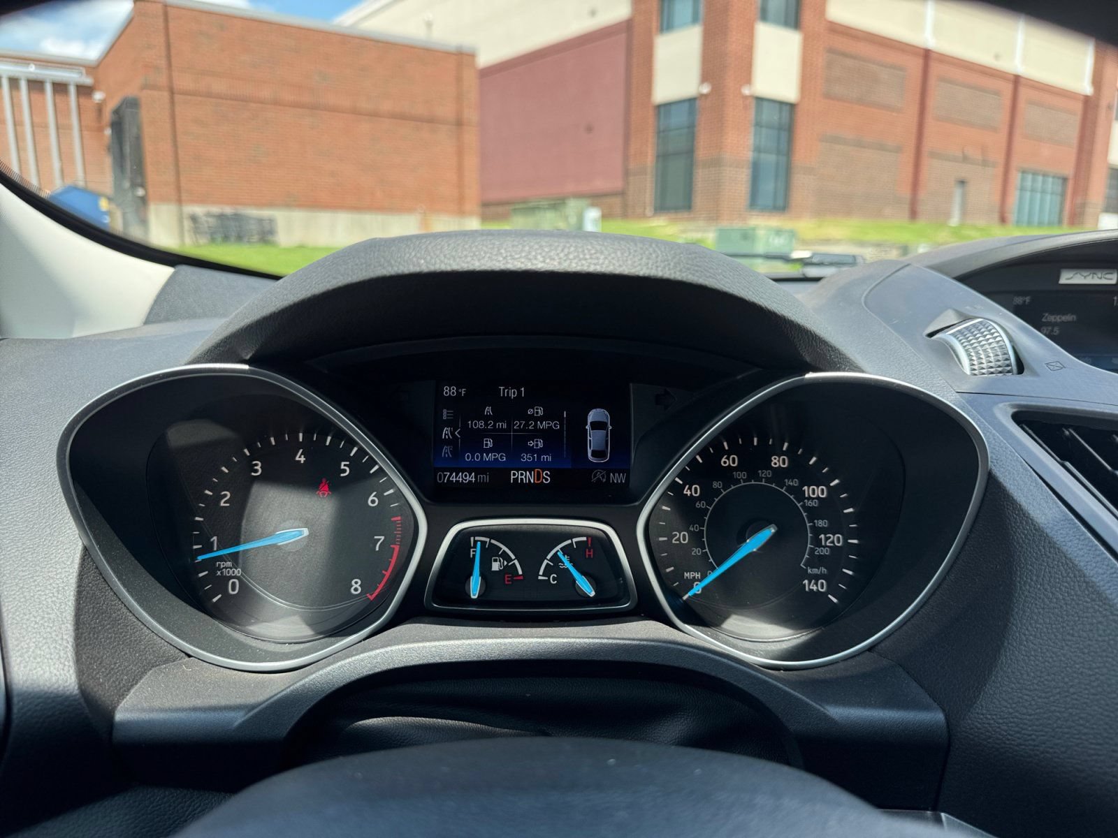 Used 2018 Ford Escape SE FWD image 25
