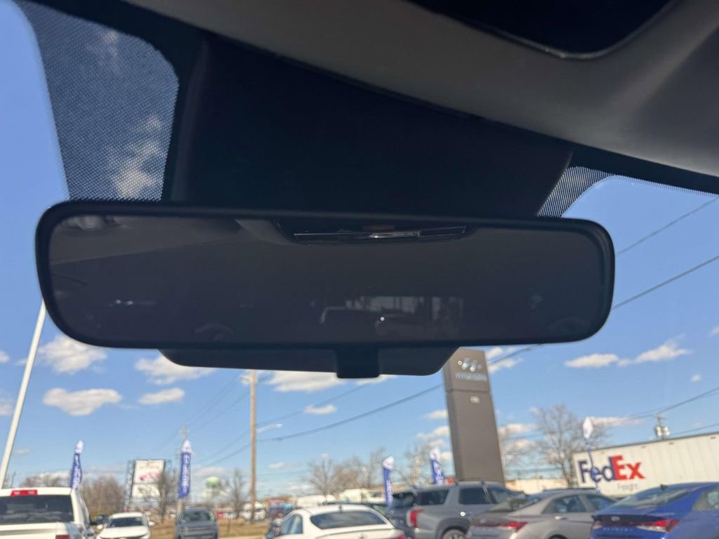 Used 2025 Hyundai Santa Fe SEL image 31