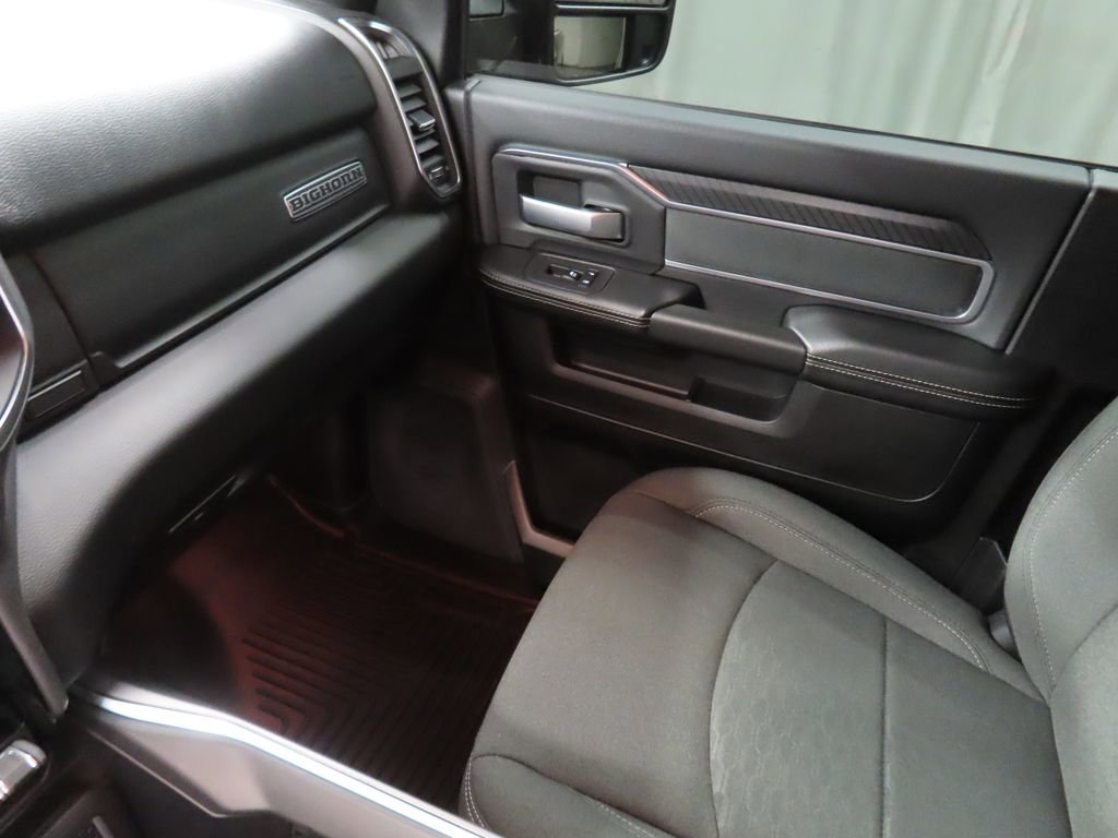 Used 2025 RAM 2500 Big Horn AWD/4WD image 32