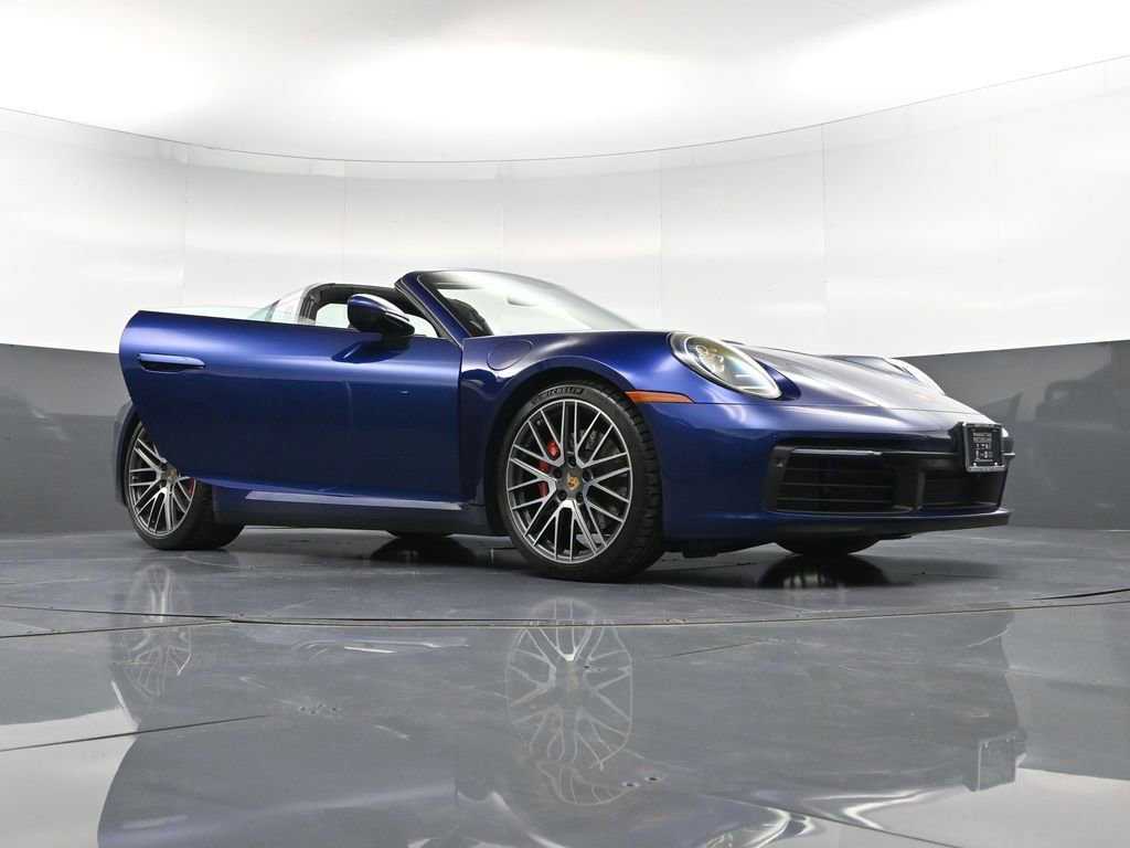 Certified 2024 Porsche 911 Targa 4S AWD/4WD image 38