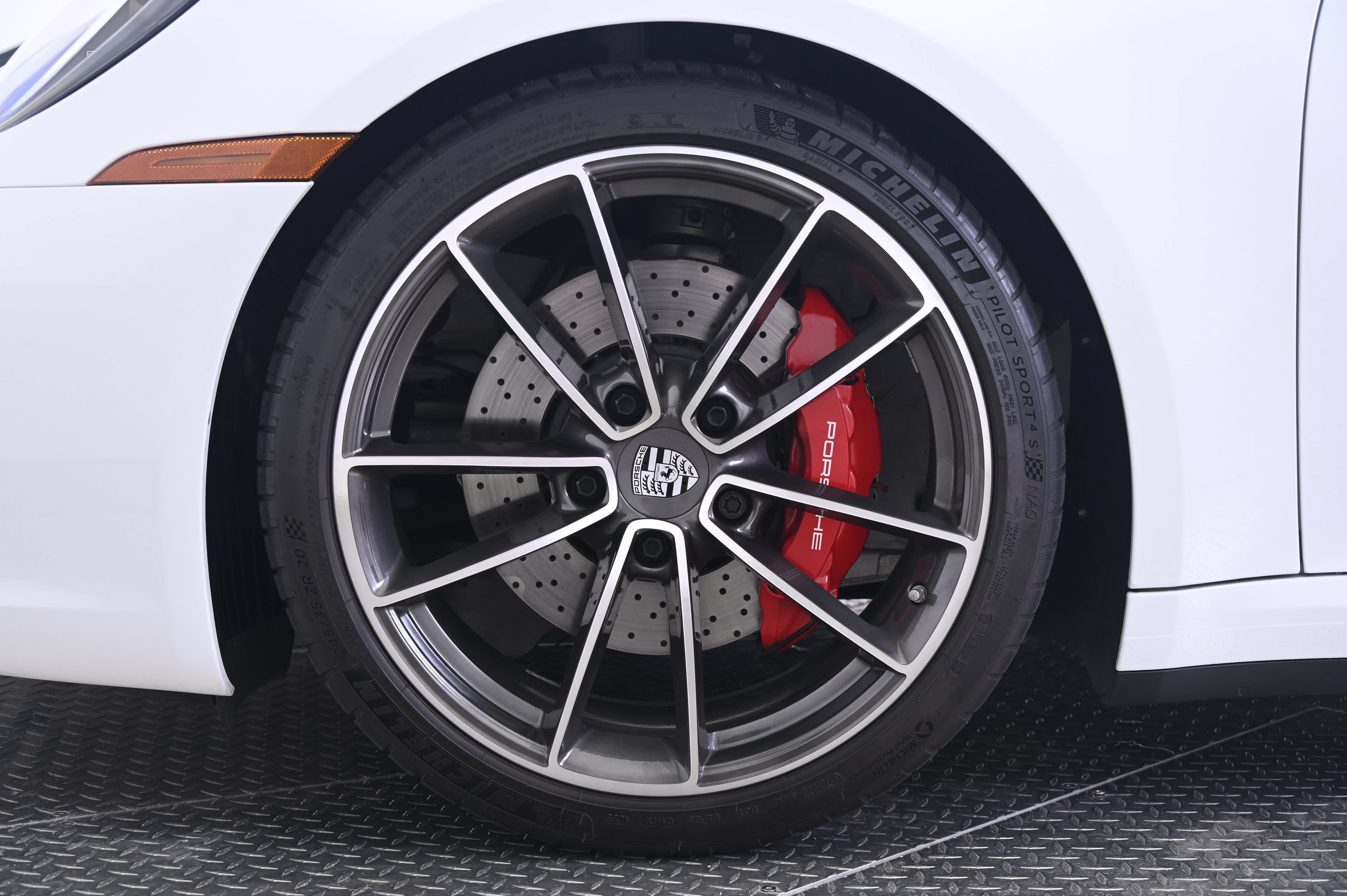 Used 2023 Porsche 911 Carrera S RWD image 11