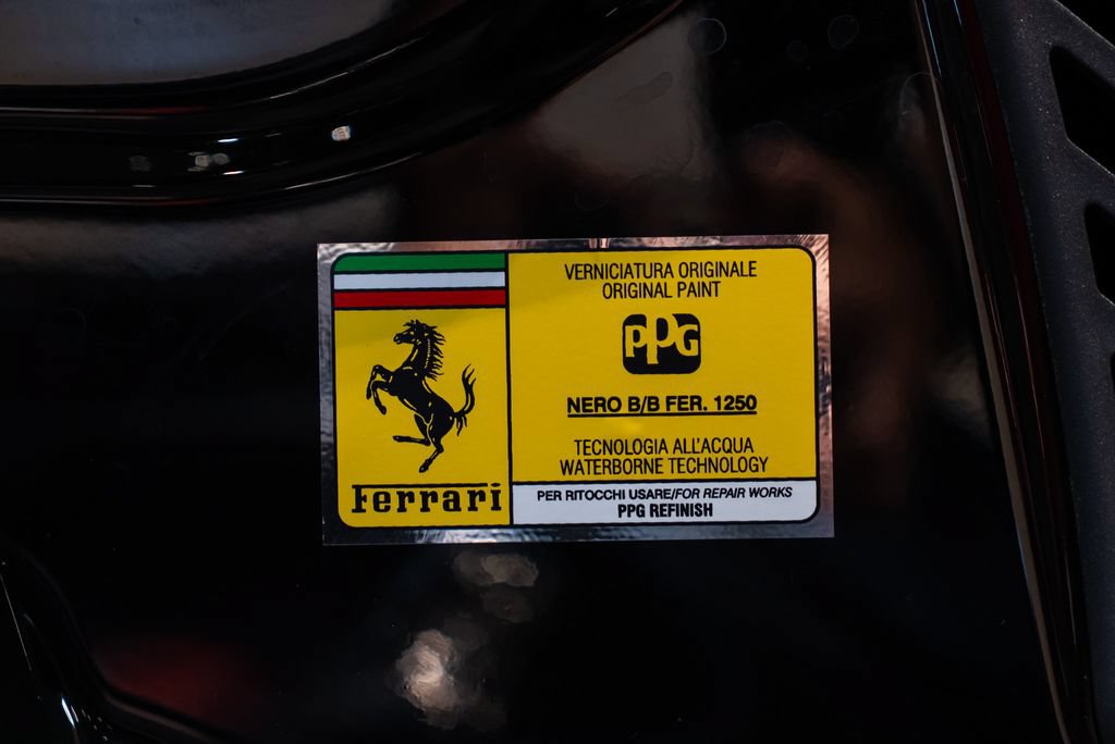 Certified 2023 Ferrari F8 Tributo RWD image 21